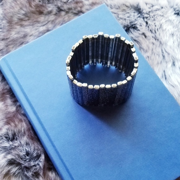 Wide Silver Metal Bar Stretch Bracelet - Picture 2 of 6